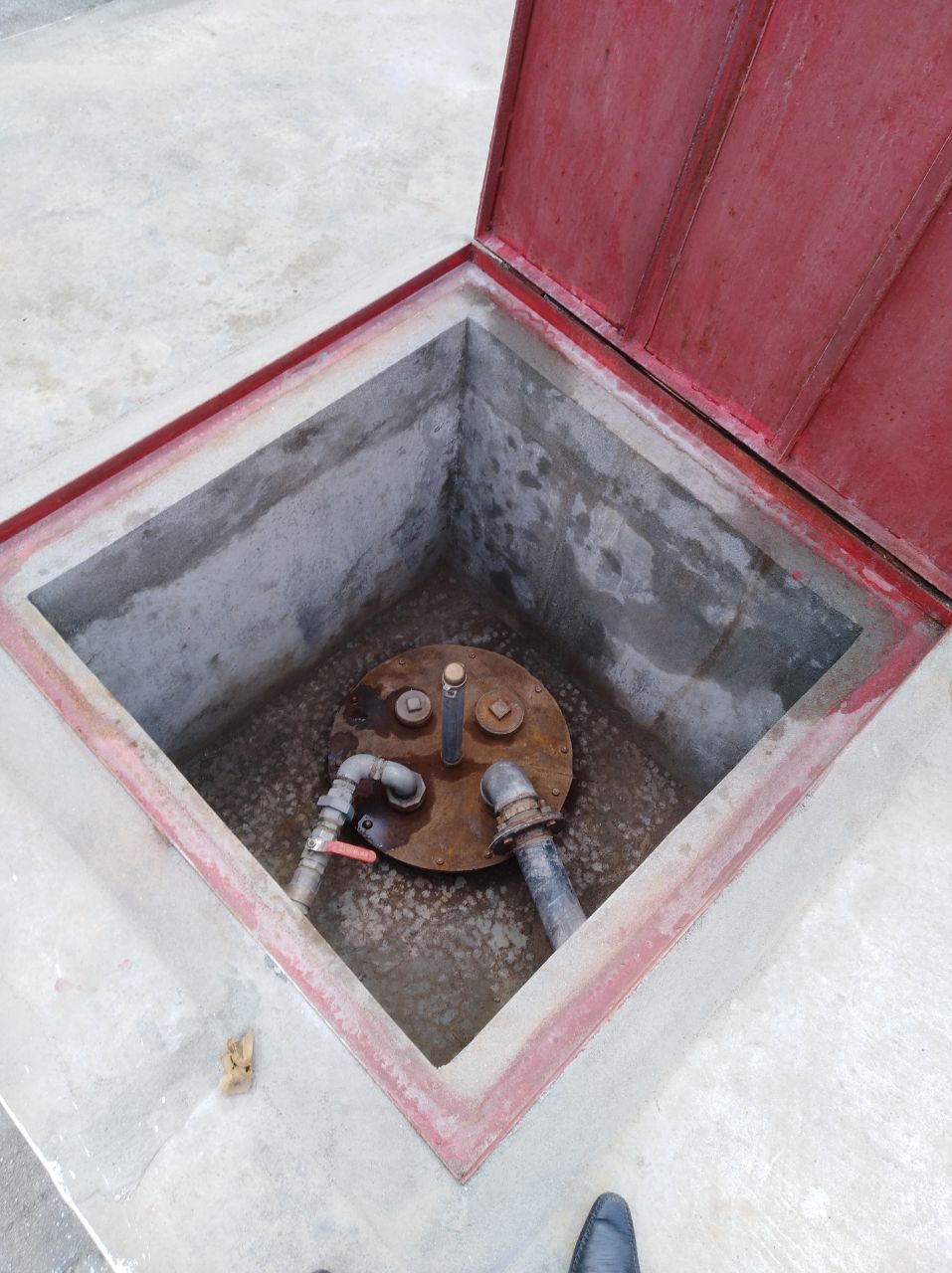 Tank Manhole Installation